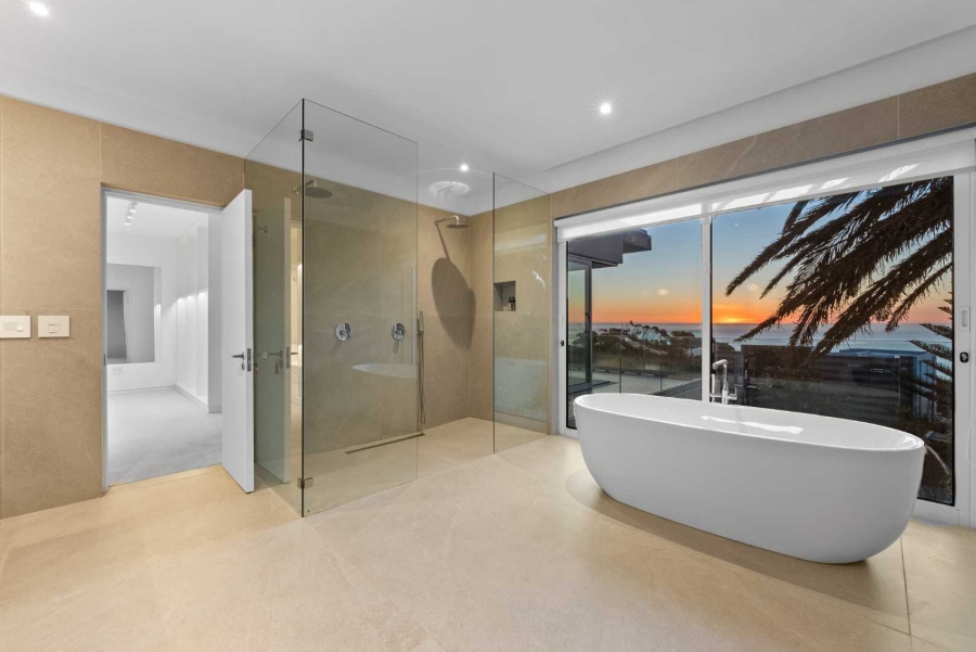 5 Bedroom Property for Sale in Camps Bay Western Cape